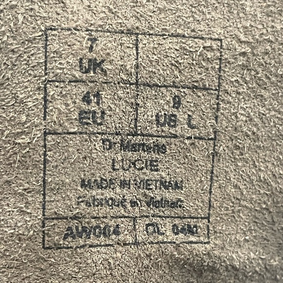 Dr. Martens Lucie Weathered Black Heel lace up leather boots Women’s Sz 9 EUC - Picture 11 of 11